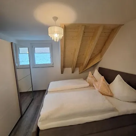 Casa *